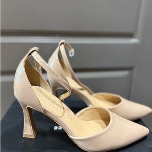 Elegant Nude Patent Heels